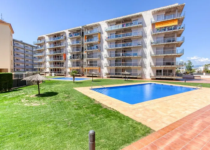 Gregal By Interhome * Roses