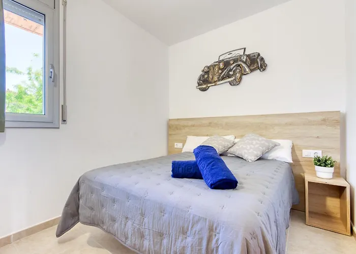 Gregal By Interhome * Roses